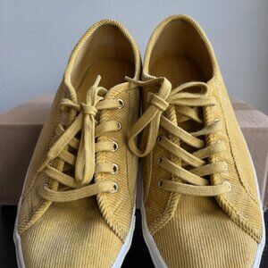Old Navy corduroy sneaker.